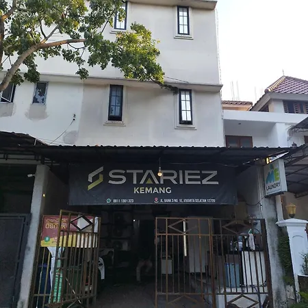 Stariez Kemang Hostel